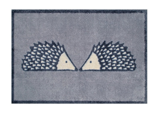 Turtle Mats Kissing Spike Indoor Mat
