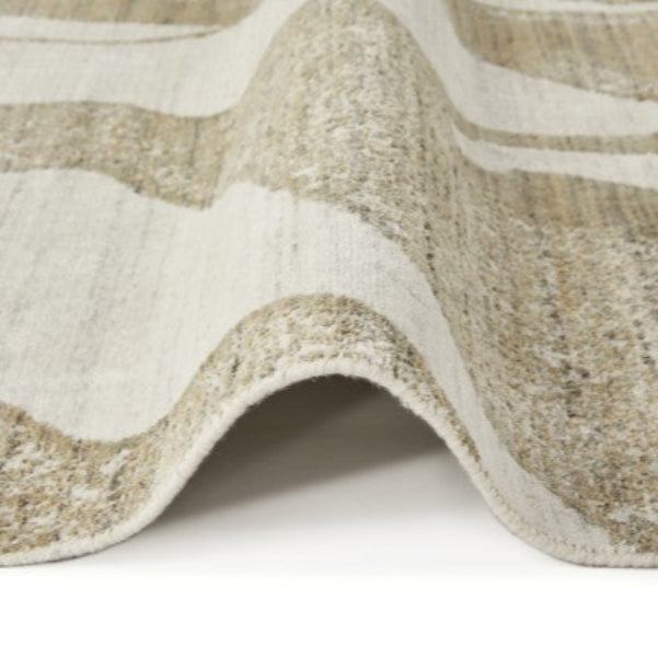 Concept Looms Dune Rug luxury rug with beige and cream abstract pattern close-up texture