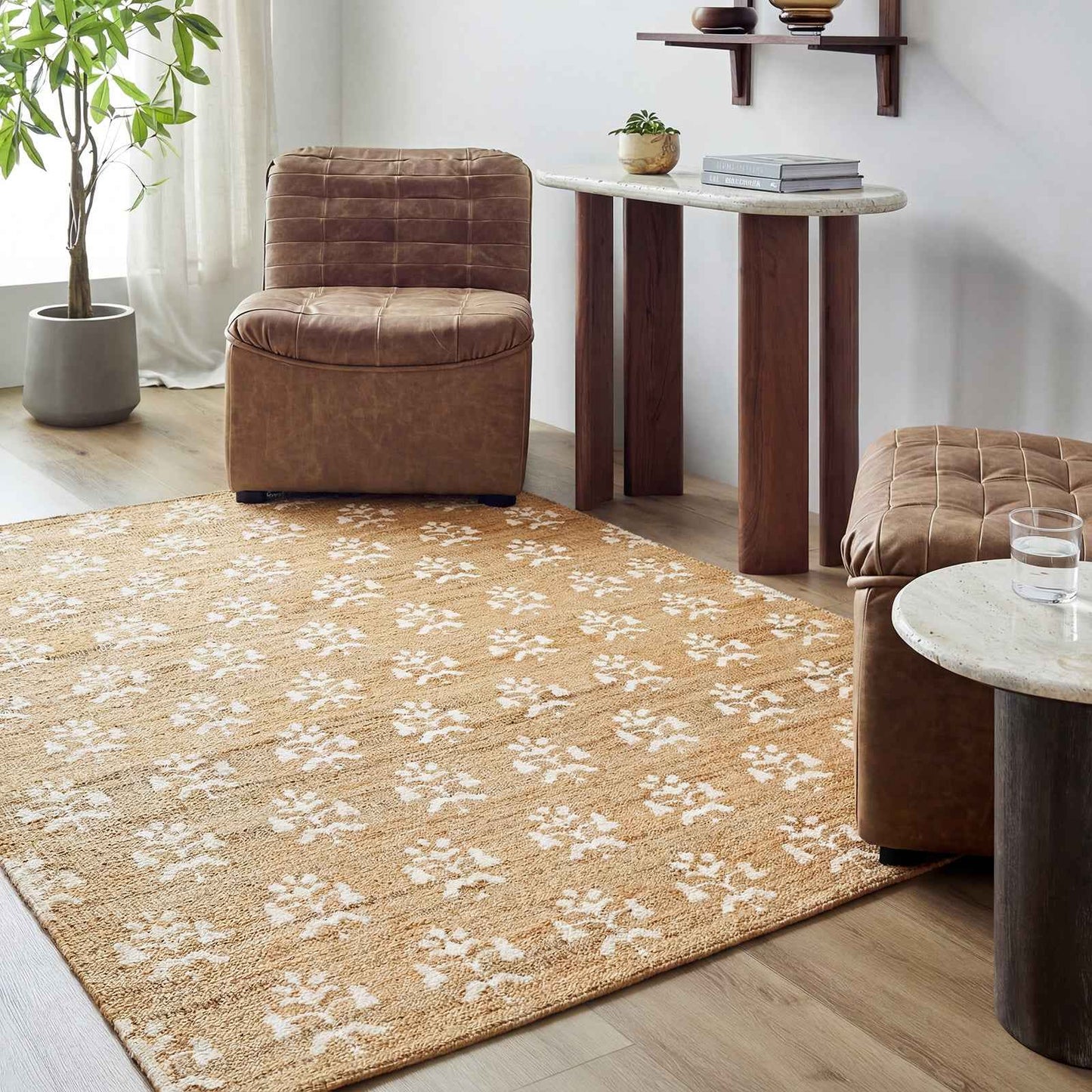 Fiorina Hand Woven Jute Rug