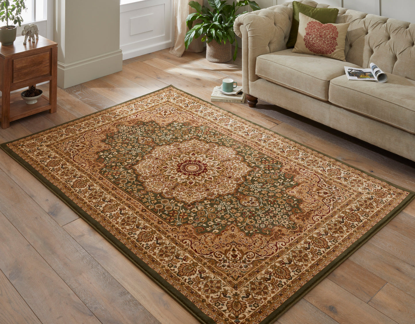 Luxury Concept Looms Rug with Elegant Floral Pattern and Rich Tones for Living Room Decor