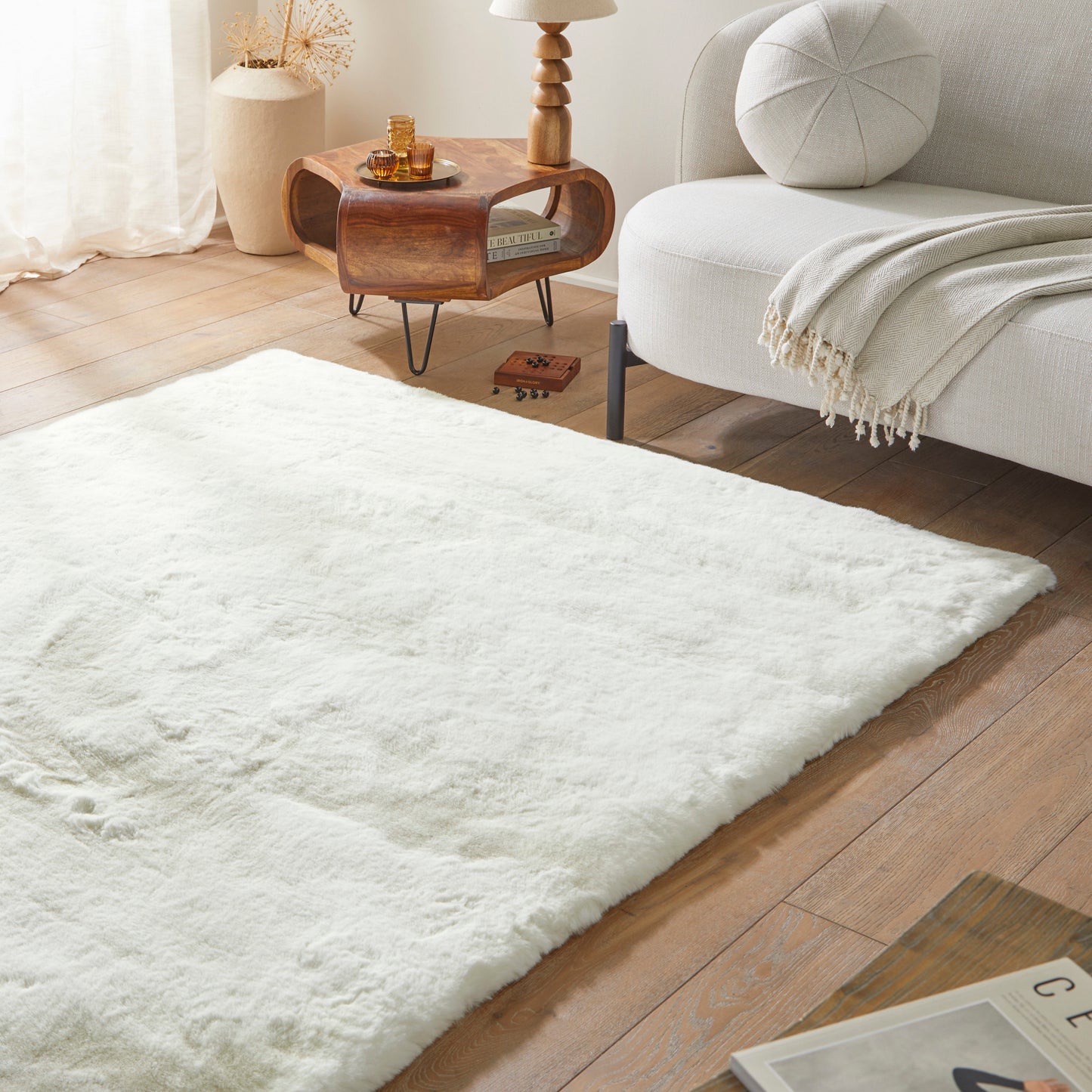 Luxury rug from the Heavenly Rug Collection in soft cream, enhancing modern living spaces with elegance