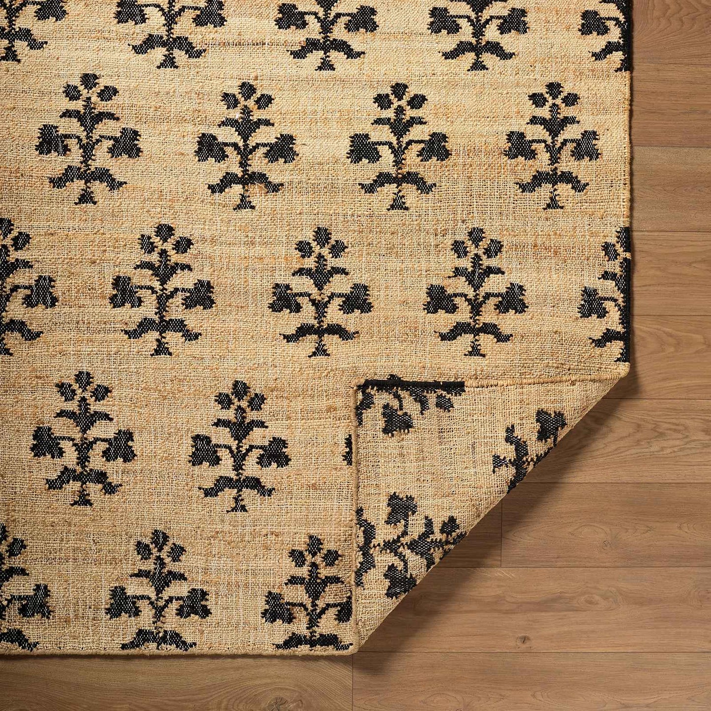 Fiorina Hand Woven Jute Rug