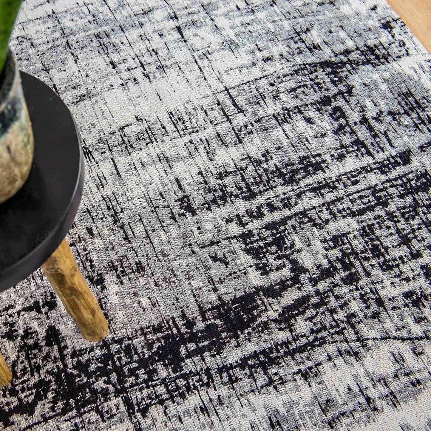 Griff Rug Collection From Louis De Poortere